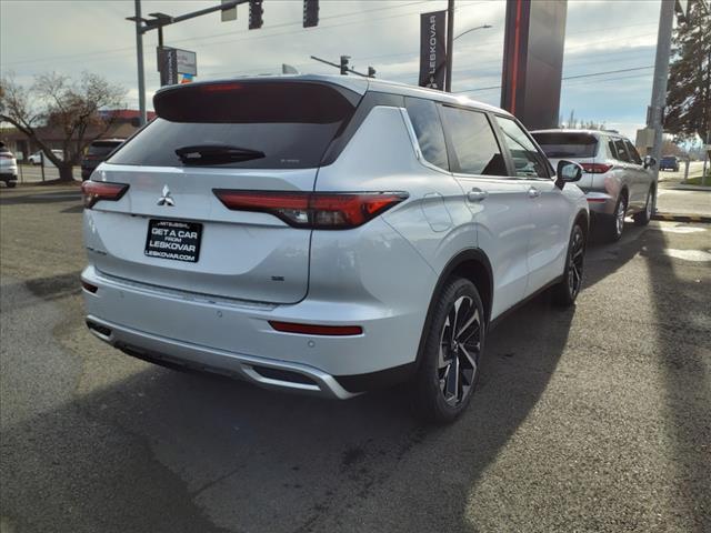 new 2024 Mitsubishi Outlander car, priced at $28,998