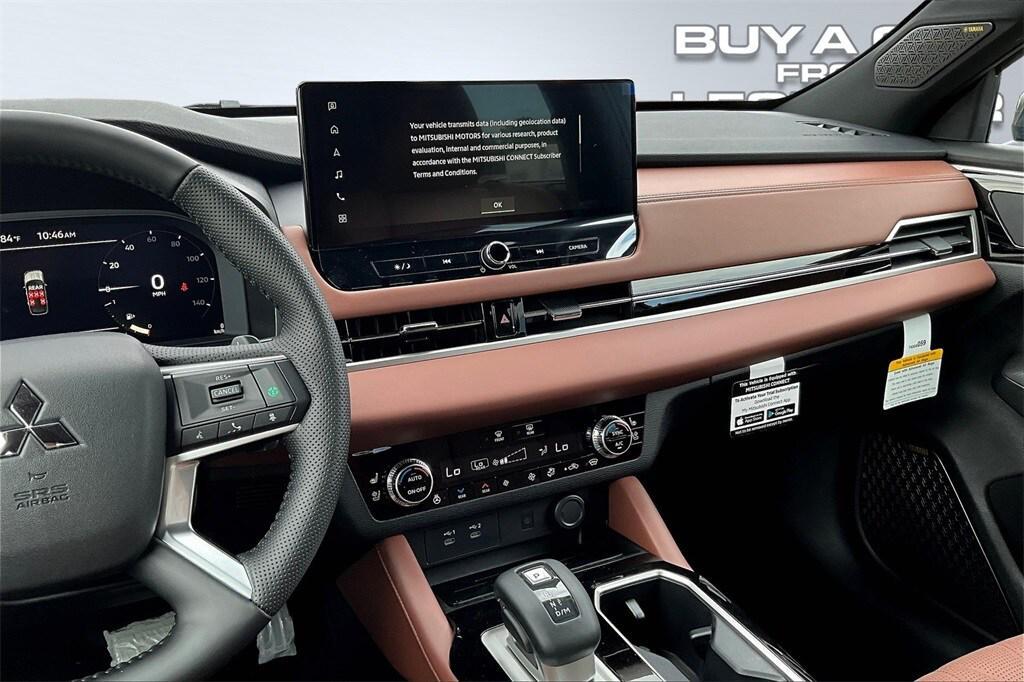 new 2025 Mitsubishi Outlander car, priced at $41,998