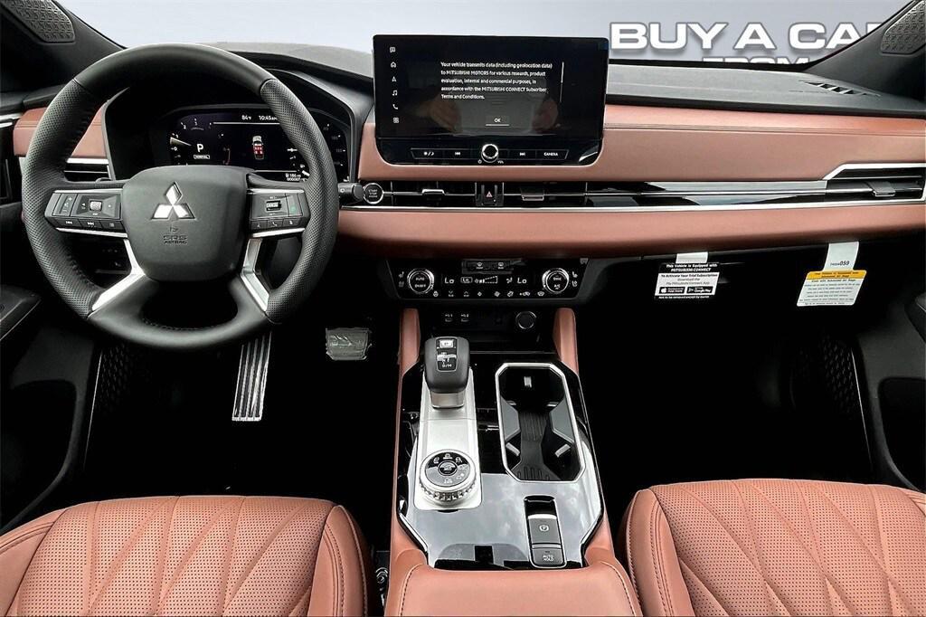 new 2025 Mitsubishi Outlander car, priced at $41,998