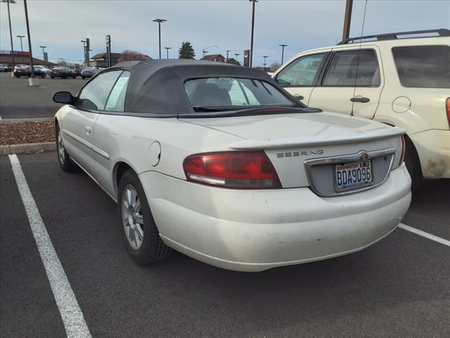 used 2005 Chrysler Sebring car, priced at $3,998