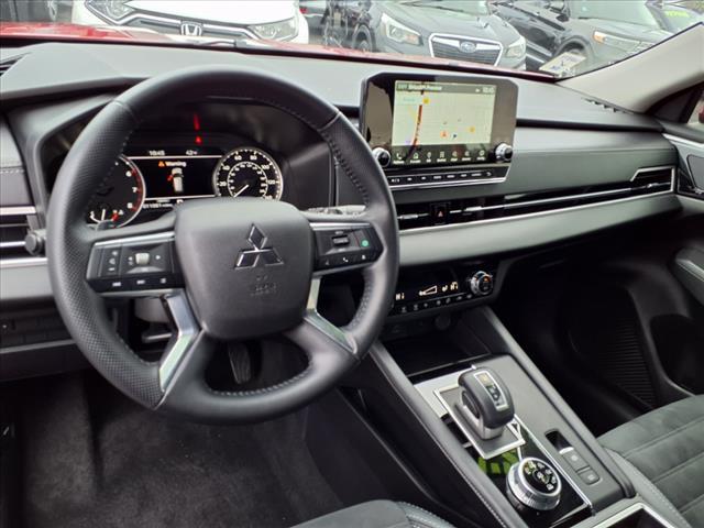 used 2024 Mitsubishi Outlander car, priced at $27,998