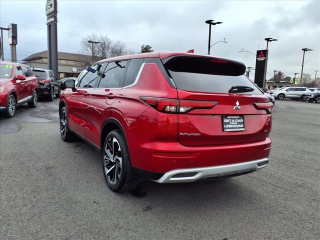 used 2024 Mitsubishi Outlander car, priced at $27,998