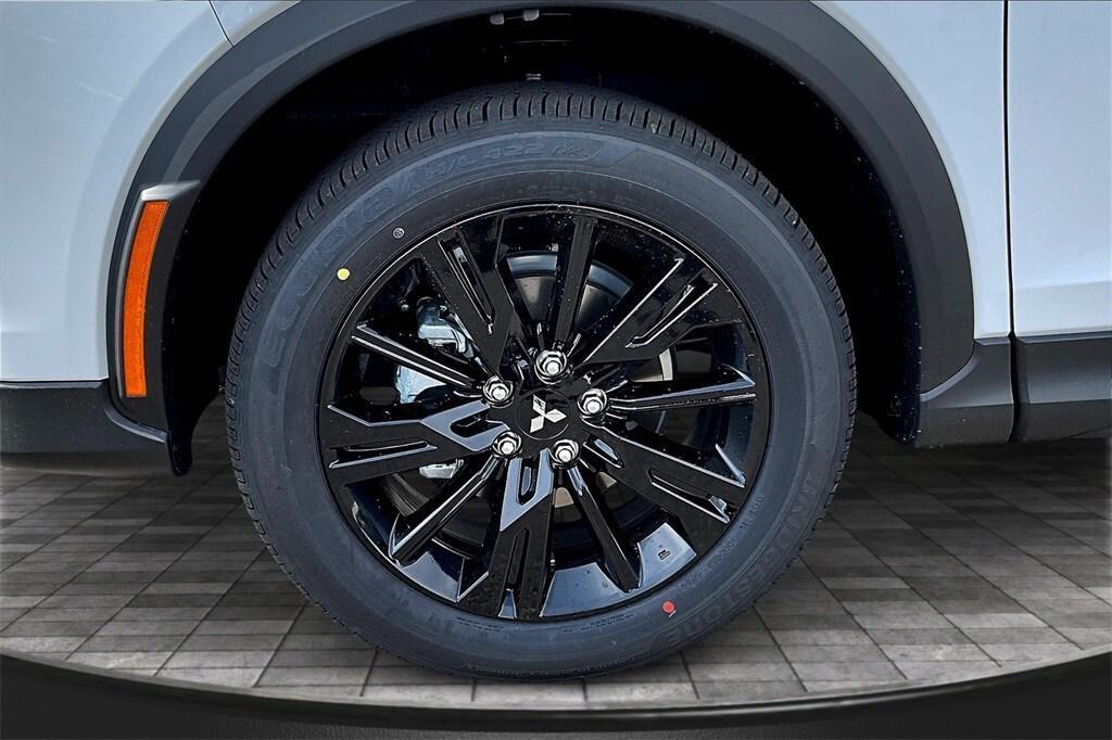 new 2025 Mitsubishi Eclipse Cross car, priced at $27,498