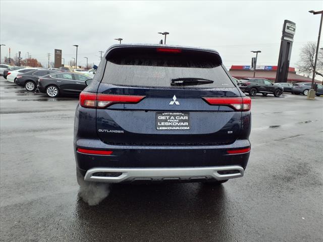 new 2024 Mitsubishi Outlander car, priced at $28,998