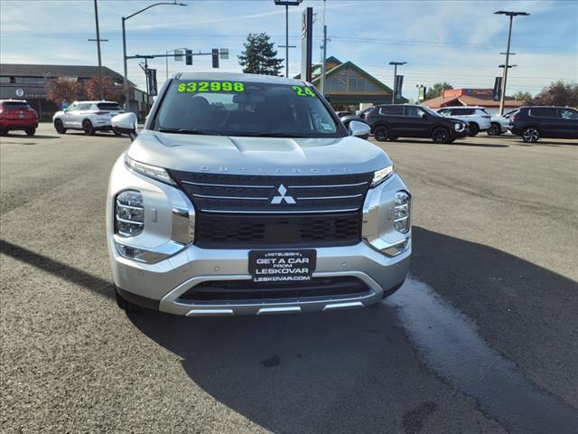 new 2024 Mitsubishi Outlander car, priced at $31,998