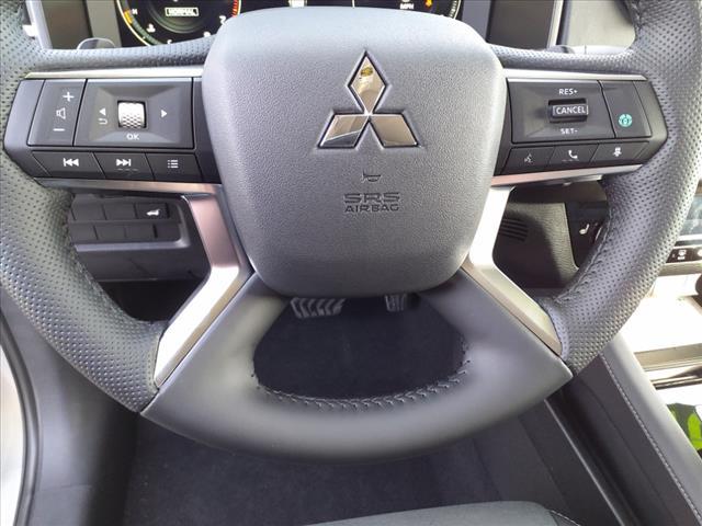 new 2024 Mitsubishi Outlander car, priced at $31,998