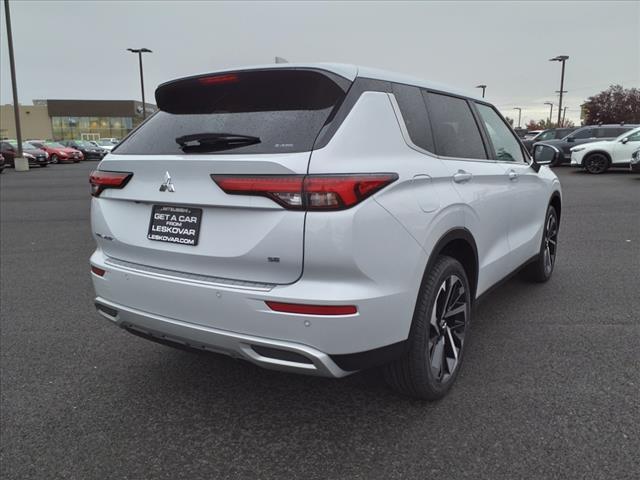 new 2024 Mitsubishi Outlander car, priced at $32,998