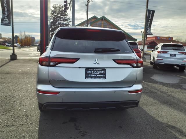 new 2024 Mitsubishi Outlander car, priced at $26,998