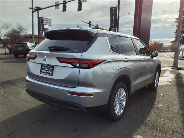 new 2024 Mitsubishi Outlander car, priced at $26,998