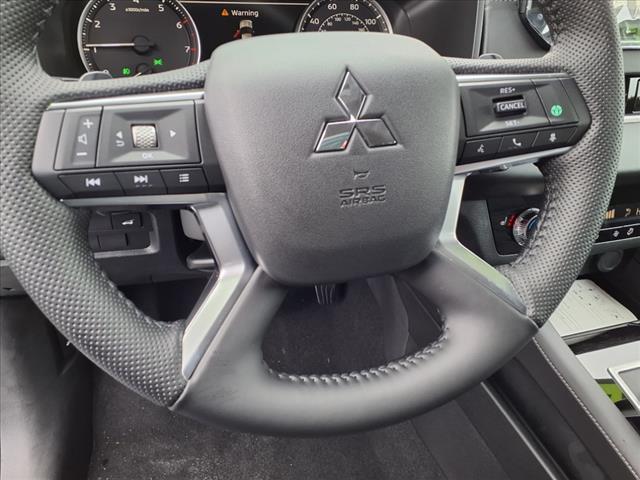 new 2024 Mitsubishi Outlander car, priced at $29,500