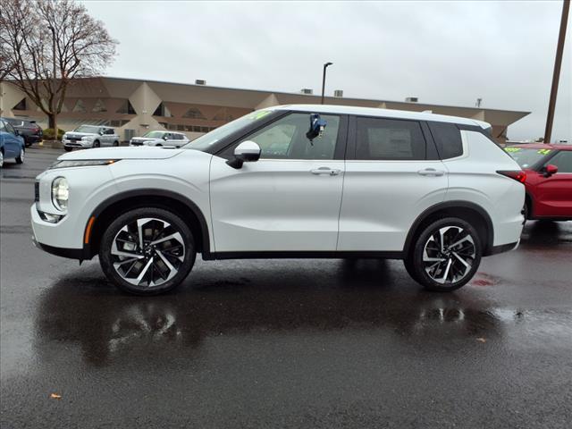 new 2024 Mitsubishi Outlander car, priced at $29,500