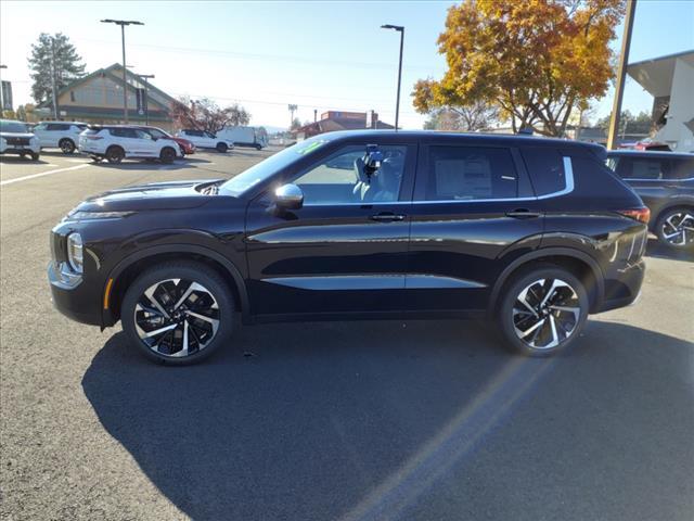 new 2024 Mitsubishi Outlander car, priced at $31,998