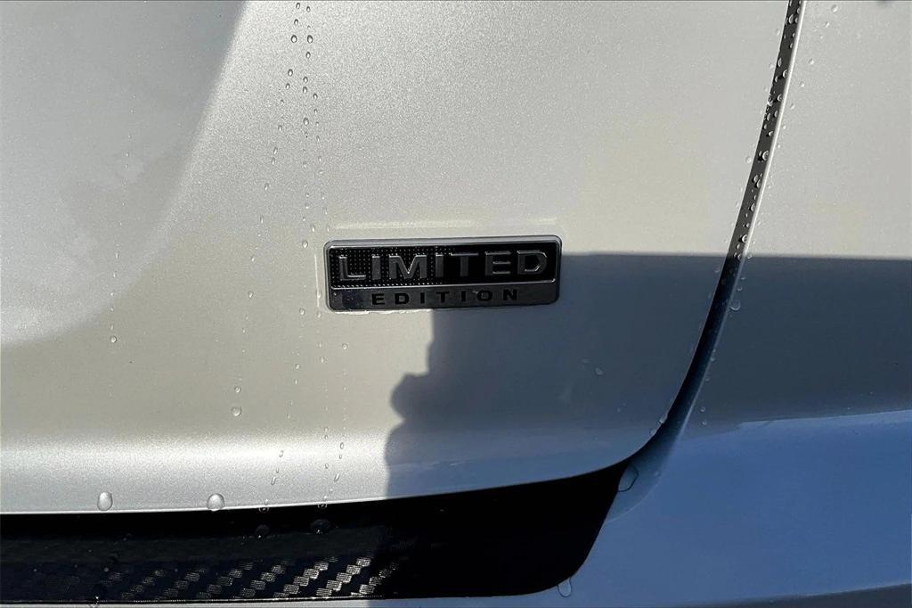 used 2023 Mitsubishi Eclipse Cross car, priced at $17,998