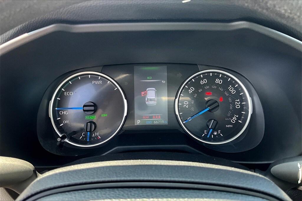 used 2022 Toyota RAV4 Hybrid car, priced at $26,998