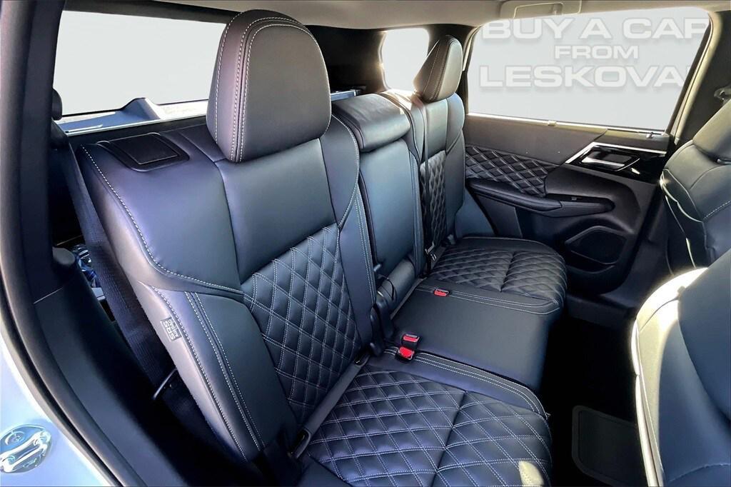 new 2025 Mitsubishi Outlander PHEV car, priced at $46,998