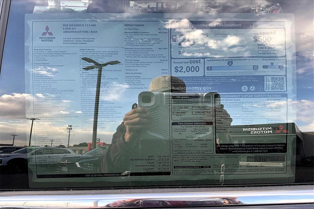 new 2025 Mitsubishi Outlander car, priced at $37,498