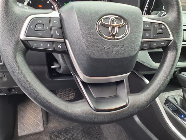 used 2023 Toyota Highlander car, priced at $36,998