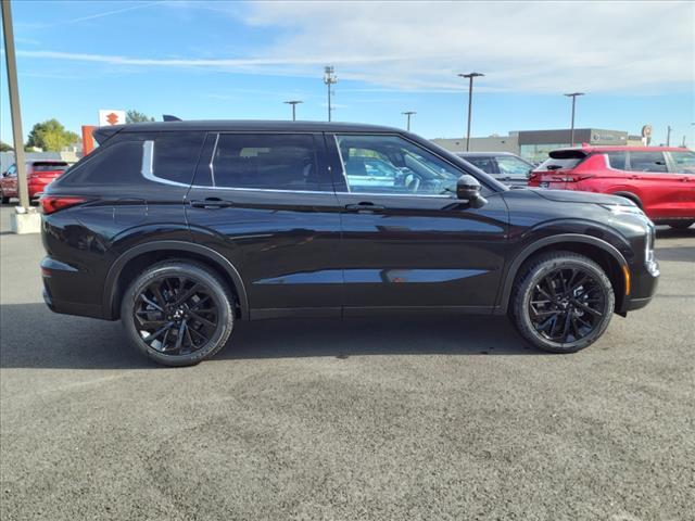 new 2024 Mitsubishi Outlander car, priced at $31,998