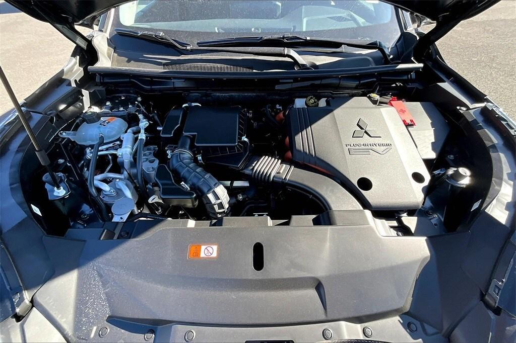 new 2025 Mitsubishi Outlander PHEV car, priced at $44,998