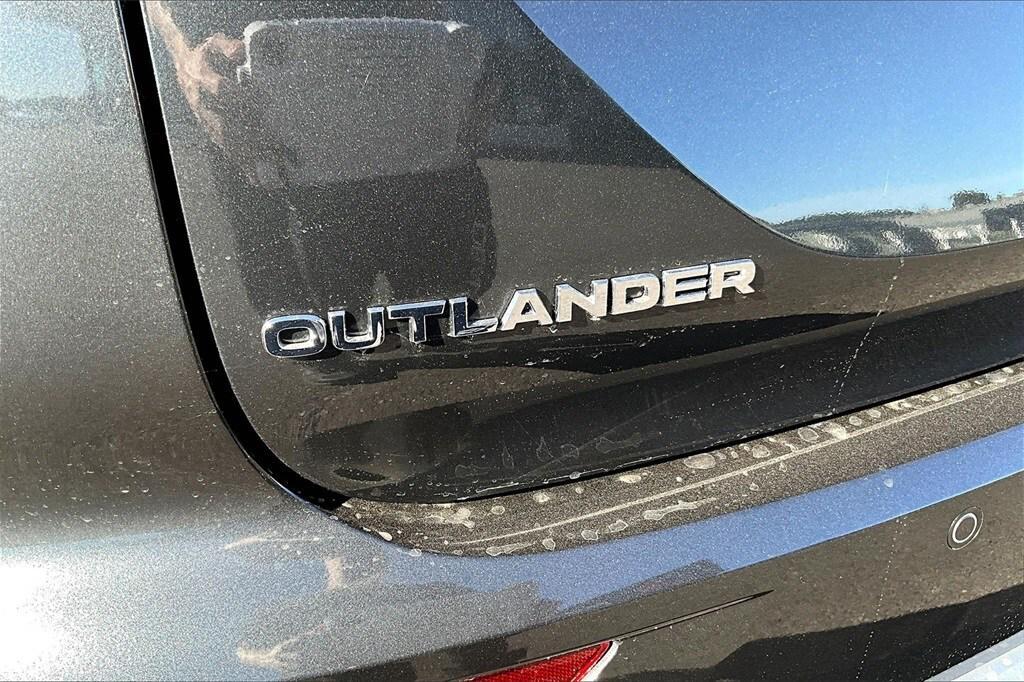 new 2025 Mitsubishi Outlander PHEV car, priced at $44,998