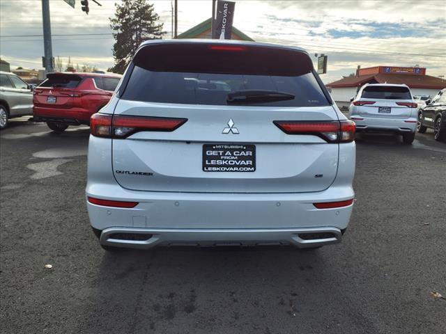 new 2024 Mitsubishi Outlander car, priced at $28,998