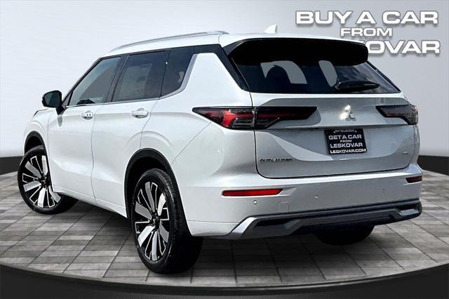 new 2025 Mitsubishi Outlander car