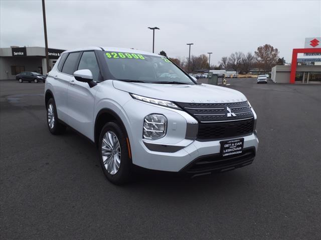 new 2024 Mitsubishi Outlander car, priced at $26,998