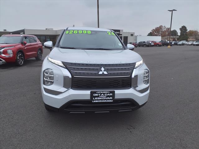 new 2024 Mitsubishi Outlander car, priced at $26,998