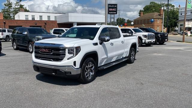 new 2024 GMC Sierra 1500 car, priced at $58,595