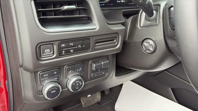 used 2024 GMC Yukon car, priced at $69,999
