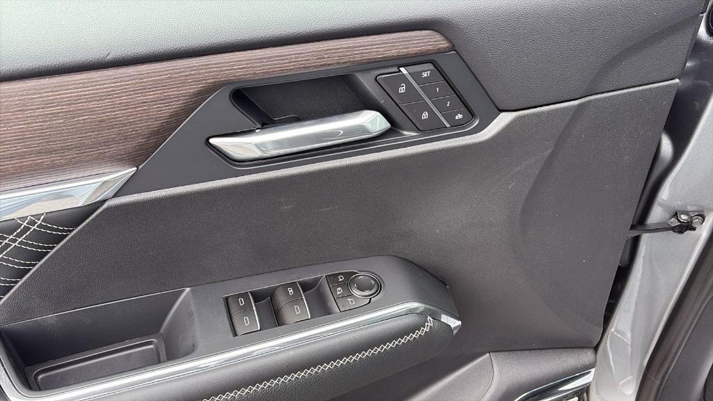 new 2026 GMC Acadia car, priced at $58,555