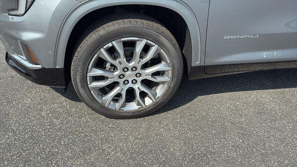 new 2025 GMC Acadia car, priced at $61,710