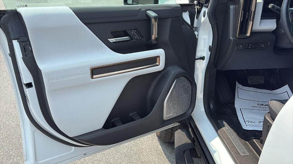 used 2023 GMC HUMMER EV Pickup car, priced at $73,999