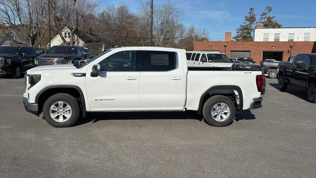 new 2025 GMC Sierra 1500 car, priced at $46,744