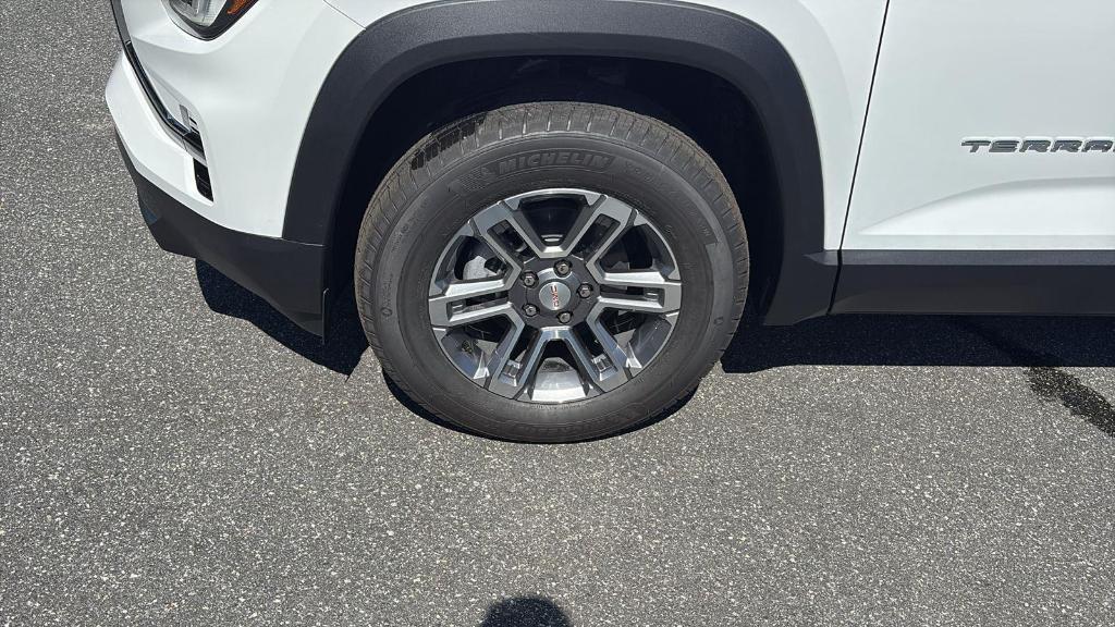 new 2026 GMC Terrain car, priced at $33,395