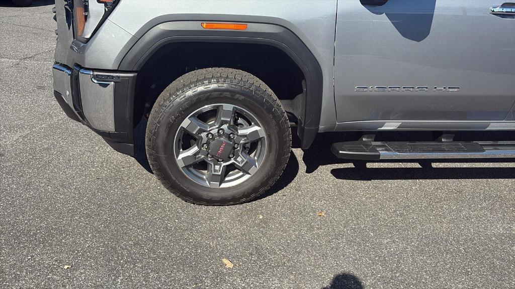 new 2026 GMC Sierra 2500 car, priced at $70,170