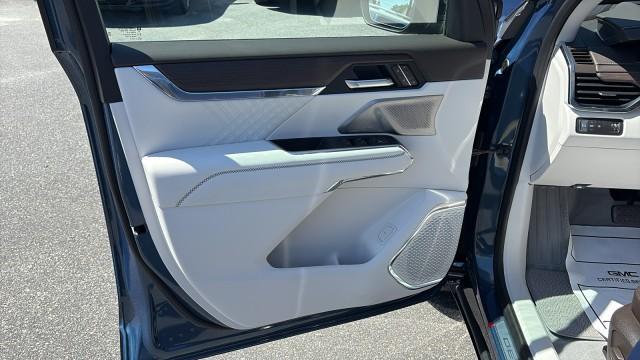 new 2025 GMC Acadia car, priced at $61,710