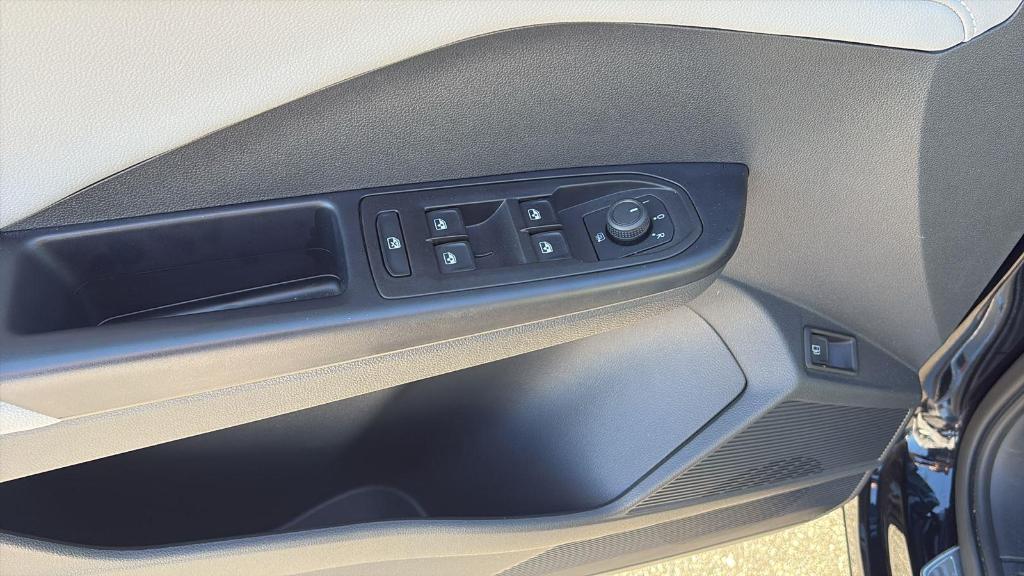 used 2024 Volkswagen Taos car, priced at $27,895