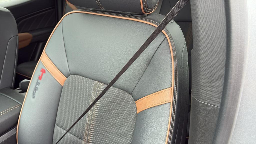 used 2024 GMC Canyon car, priced at $44,999