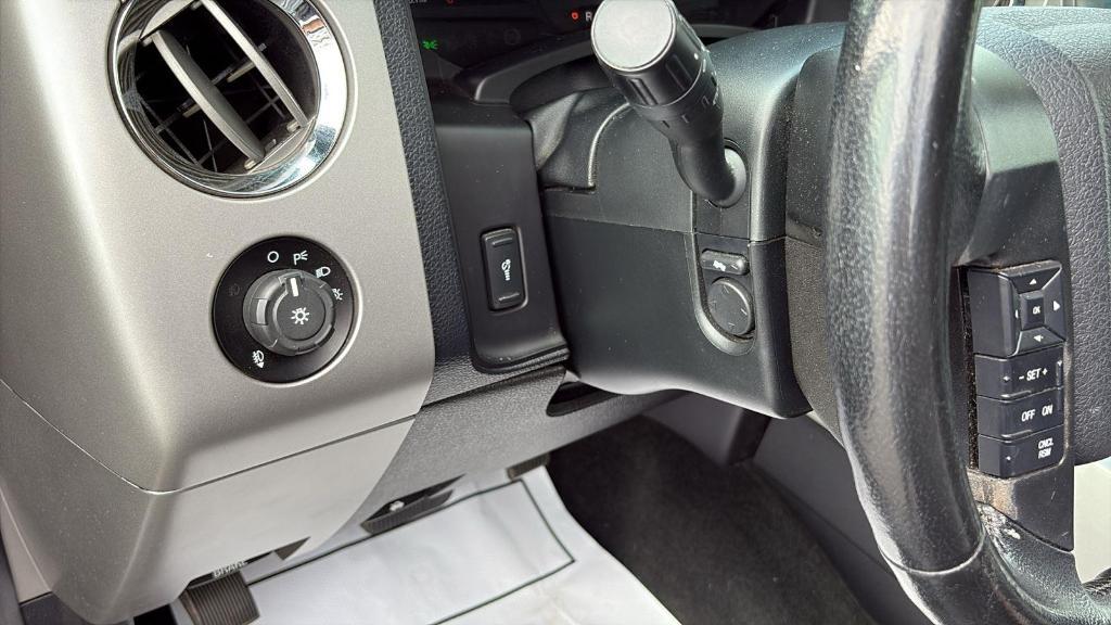 used 2016 Ford Expedition car, priced at $12,999