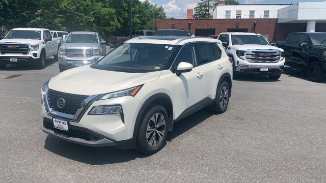 used 2021 Nissan Rogue car, priced at $23,995