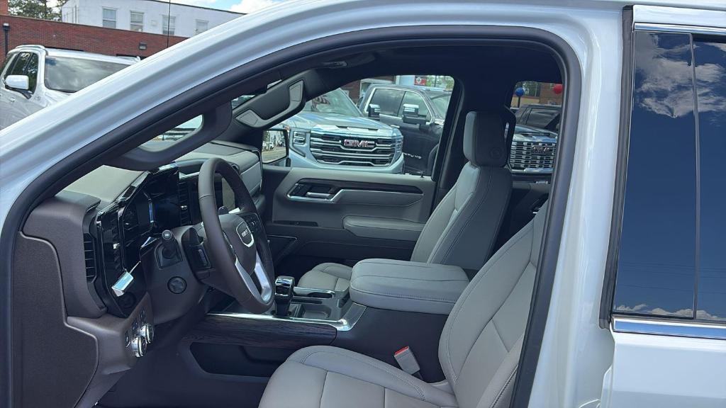 new 2025 GMC Sierra 1500 car, priced at $58,480