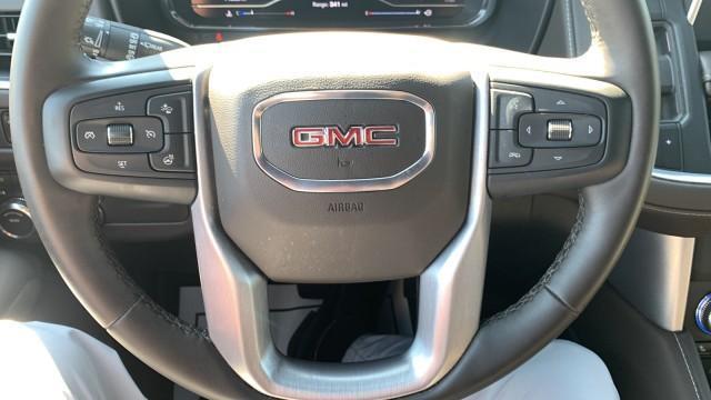 used 2024 GMC Yukon car, priced at $69,995