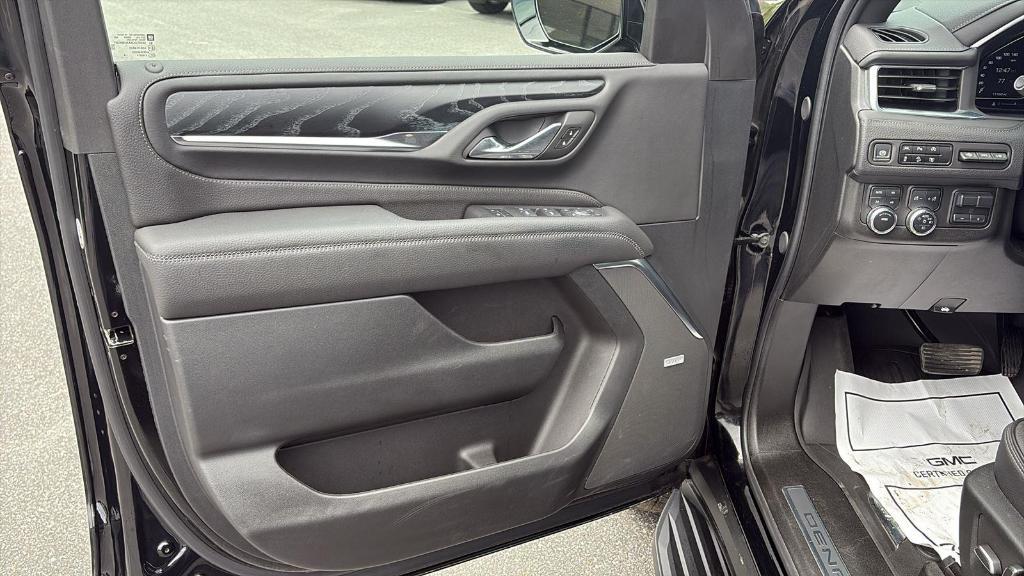 used 2024 GMC Yukon XL car, priced at $76,999
