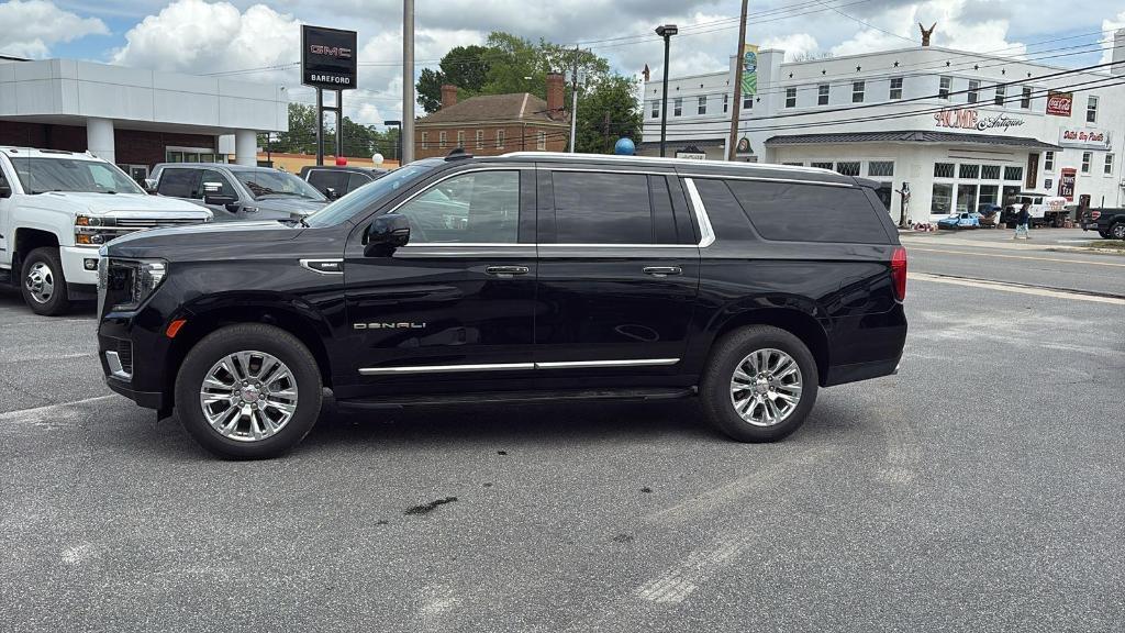 used 2024 GMC Yukon XL car, priced at $76,999