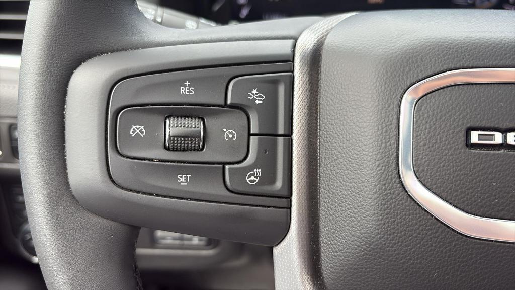 used 2024 GMC Yukon XL car, priced at $76,999