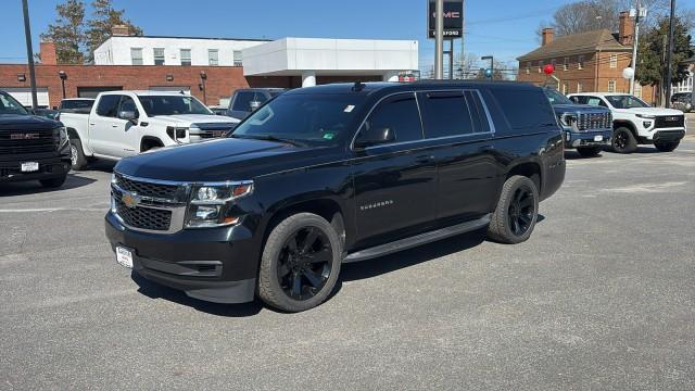 used 2020 Chevrolet Suburban car, priced at $29,750