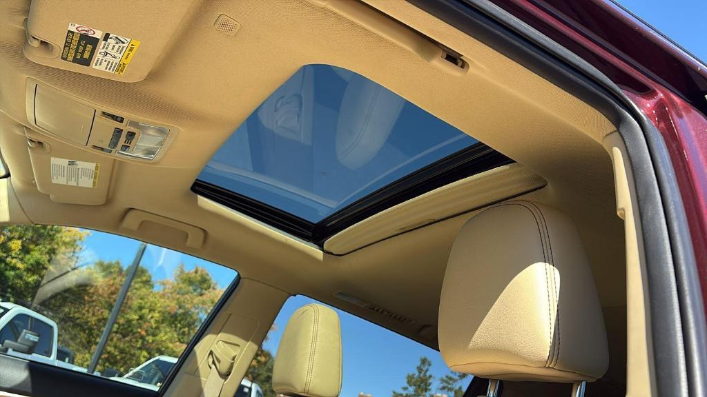 used 2019 Toyota Highlander car