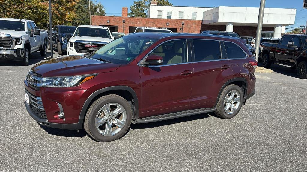used 2019 Toyota Highlander car