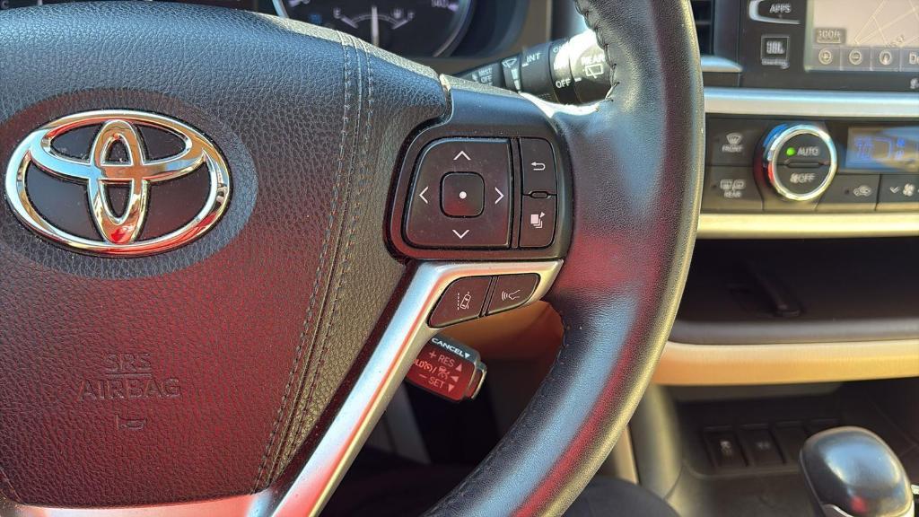 used 2019 Toyota Highlander car